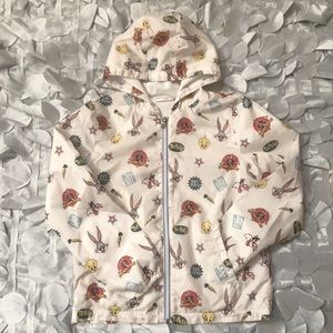 Excellent condition!! Super cute Looney Tunes wind breakers for kids.